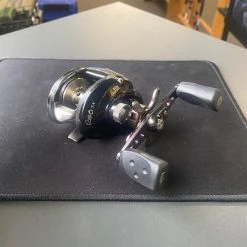 Fishin' World Used Reel - Abu Garcia Revo SX